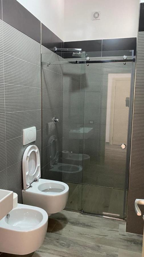 Mille Amici Hotel Shëngjin Buitenkant foto